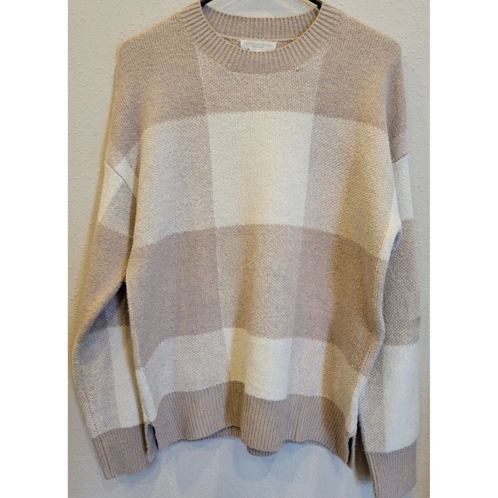 Christian Siriano Women's Sweater Size Medium Warm, Soft And Elegant
